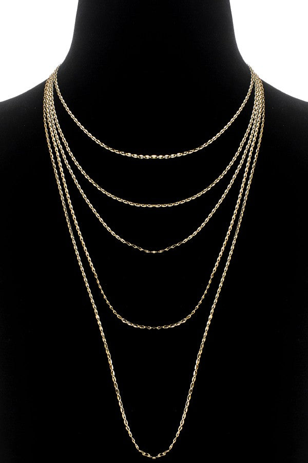 Layered Necklace With Ornate Twisting Chain Links