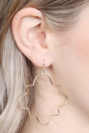 Wire Quatrefoil Dangle Earring