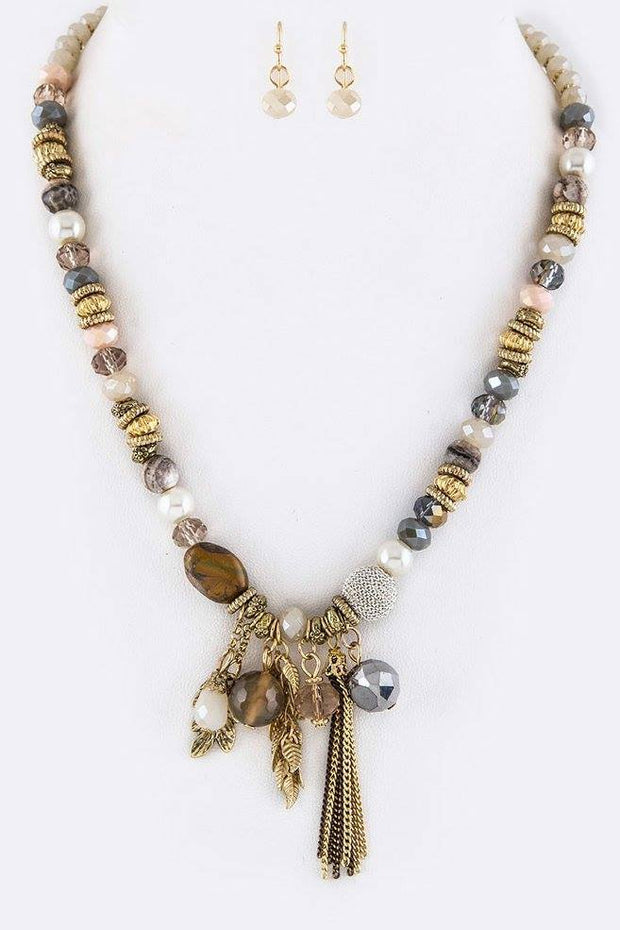 Mix Beads & Tassel Necklace